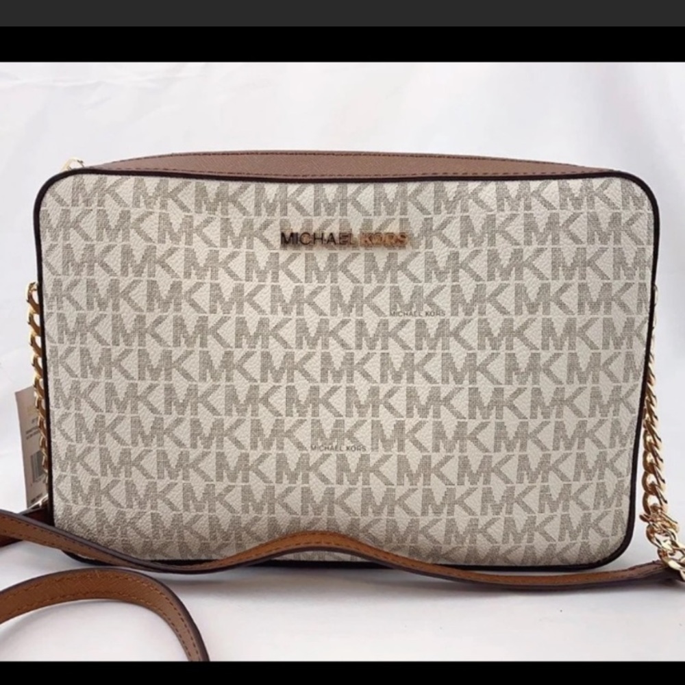 🌼NEW MICHAEL KORS BAG🌼
